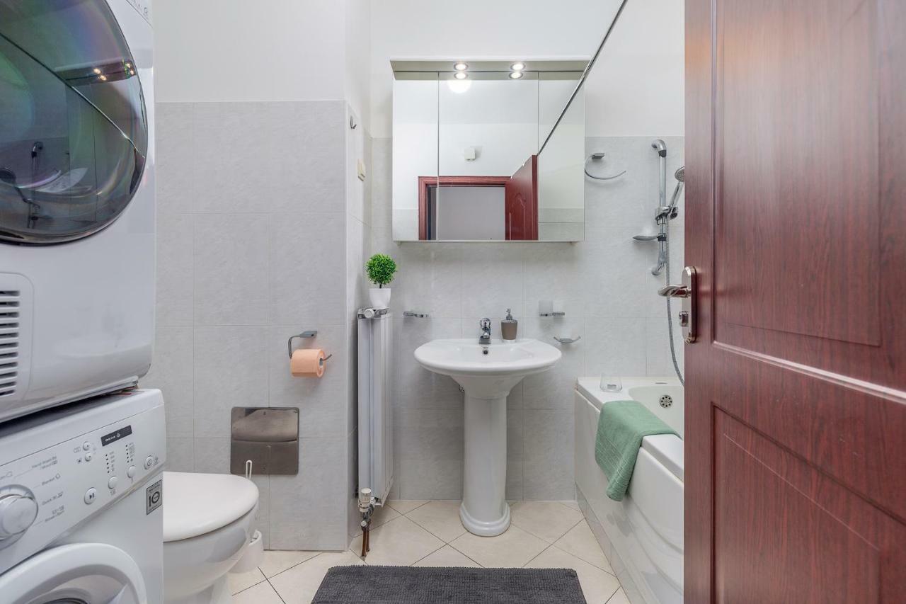 Deluxe Apartment Marina With A Private Parking Rijeka Exterior photo
